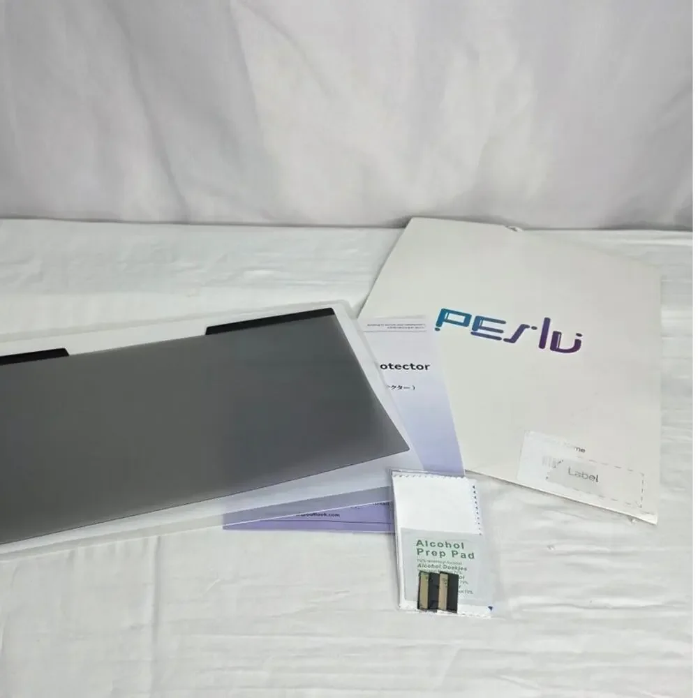 Magnetic Laptop Privacy Screen 14